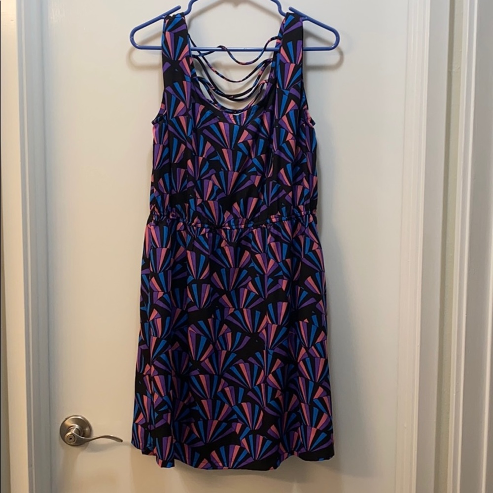 CUTE multi color dress. Has Pockets!